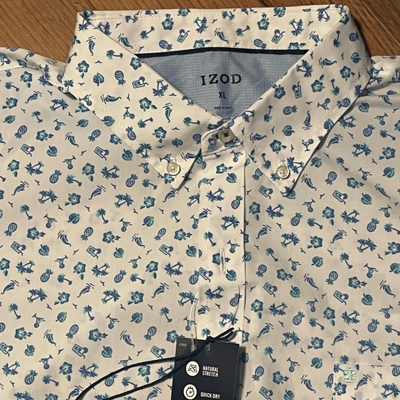 Men's IZOD Classic Printed Breeze Button Front summertime lightweight resort - Picture 5 of 8